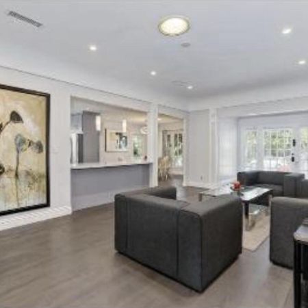 Sunset Strip Bed & Breakfast Los Angeles Exterior photo